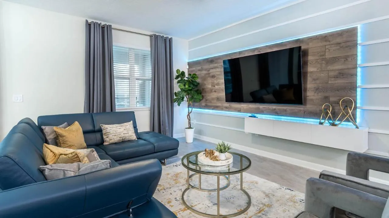 1249 Challenge Davenport Holiday home